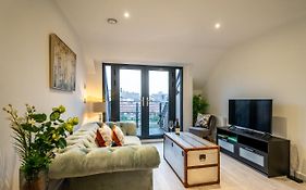 28 St John'S Mews